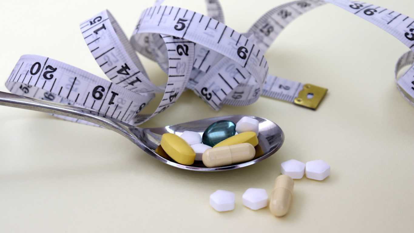 Uống thuốc giảm cân có hại thận không